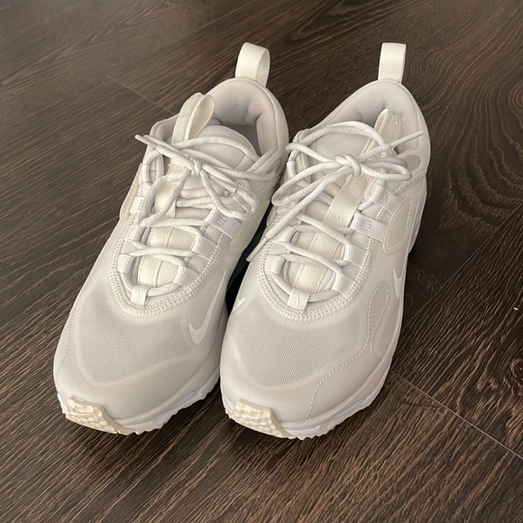 Nike Spark - Picture 2 of 7